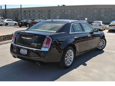 2012 Chrysler 300  Limited