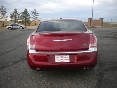 2011 Chrysler 300 Limited