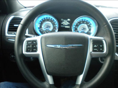 2011 Chrysler 300 Limited