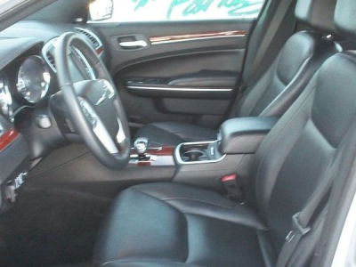 2012 Chrysler 300 Limited
