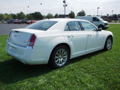 2012 Chrysler 300 Limited