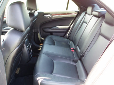 2012 Chrysler 300 Limited