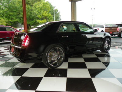 2011 Chrysler 300  Limited