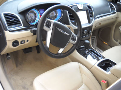2011 Chrysler 300 Limited