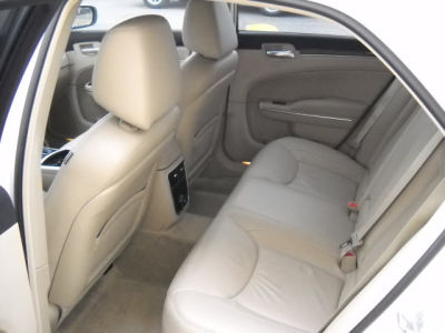 2011 Chrysler 300 Limited