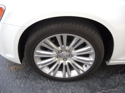 2011 Chrysler 300 Limited