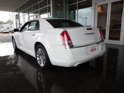 2012 Chrysler 300  Limited