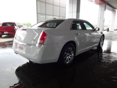 2012 Chrysler 300  Limited