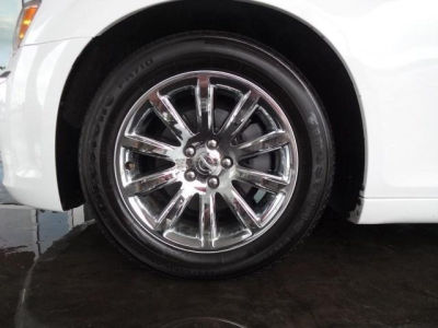 2012 Chrysler 300  Limited