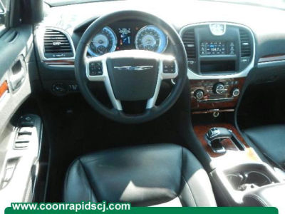 2012 Chrysler 300 Limited
