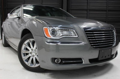 2012 Chrysler 300  Limited