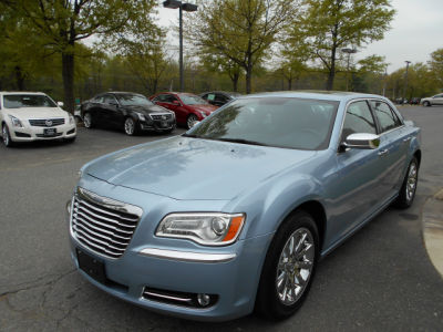 2012 Chrysler 300  Limited