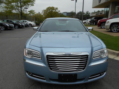 2012 Chrysler 300  Limited