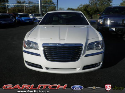 2011 Chrysler 300  Limited