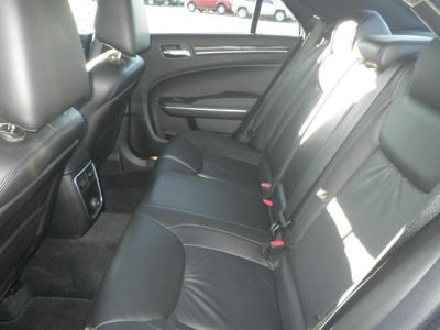 2011 Chrysler 300  Limited
