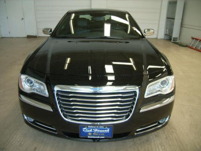 2012 Chrysler 300  Limited