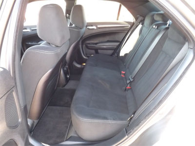 2012 Chrysler 300 S V6