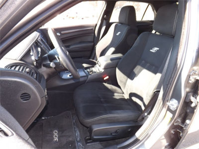 2012 Chrysler 300 S V6