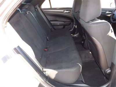 2012 Chrysler 300 S V6
