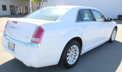 2013 Chrysler 300 Base