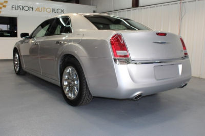 2012 Chrysler 300  Limited