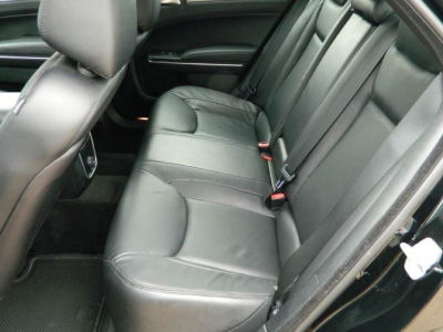 2013 Chrysler 300