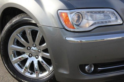 2012 Chrysler 300 Limited