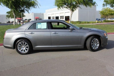 2012 Chrysler 300 Limited