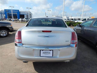 2012 Chrysler 300 Limited