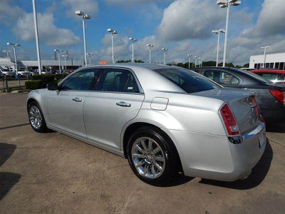 2012 Chrysler 300 Limited
