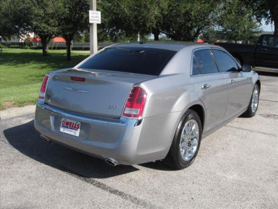 2011 Chrysler 300 Limited