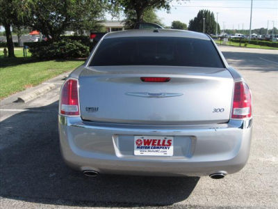 2011 Chrysler 300 Limited