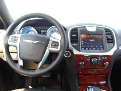 2012 Chrysler 300  Limited