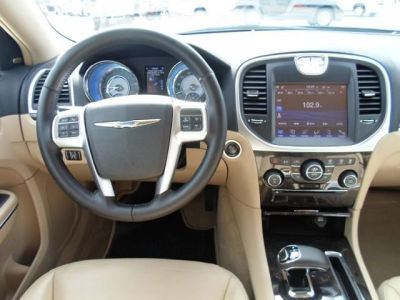 2012 Chrysler 300  Limited
