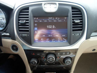 2012 Chrysler 300  Limited