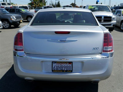2012 Chrysler 300 Limited