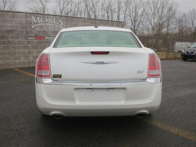 2011 Chrysler 300  Limited