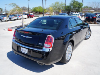 2012 Chrysler 300  Limited