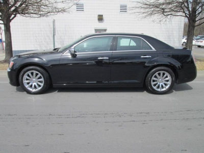2012 Chrysler 300  Limited