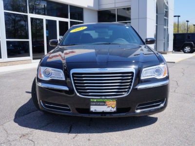 2013 Chrysler 300  Base