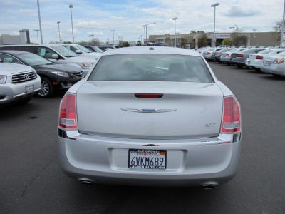 2012 Chrysler 300  Limited