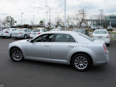 2012 Chrysler 300  Limited