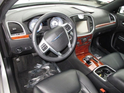2012 Chrysler 300  Limited