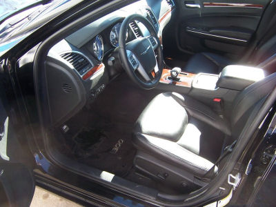 2012 Chrysler 300 Limited