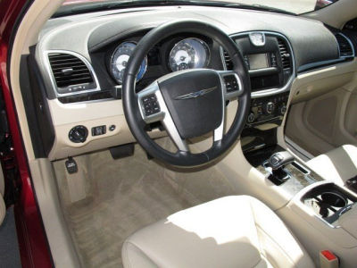 2012 Chrysler 300  Limited