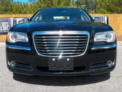 2012 Chrysler 300 Limited