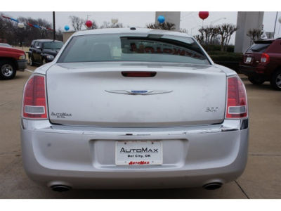 2012 Chrysler 300 Limited