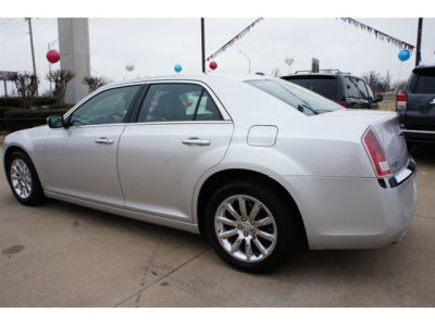 2012 Chrysler 300 Limited