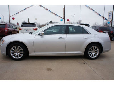2012 Chrysler 300 Limited