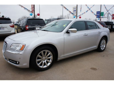 2012 Chrysler 300 Limited